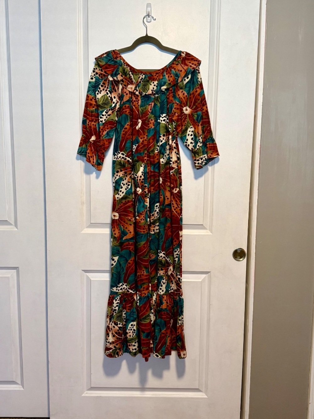 Vintage Hilo Hattie Floral Tiger Lily Ruffled Maxi Dress Size Small - Picture 10 of 13